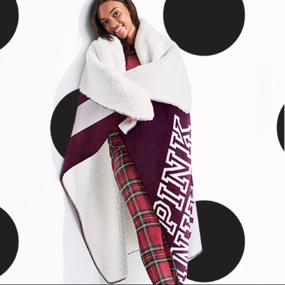 •Victoria's Secret PINK• Sherpa Blanket - Picture 7 of 7